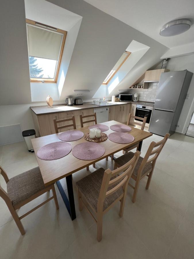 Janhaz Apartman Revfueloep Экстерьер фото