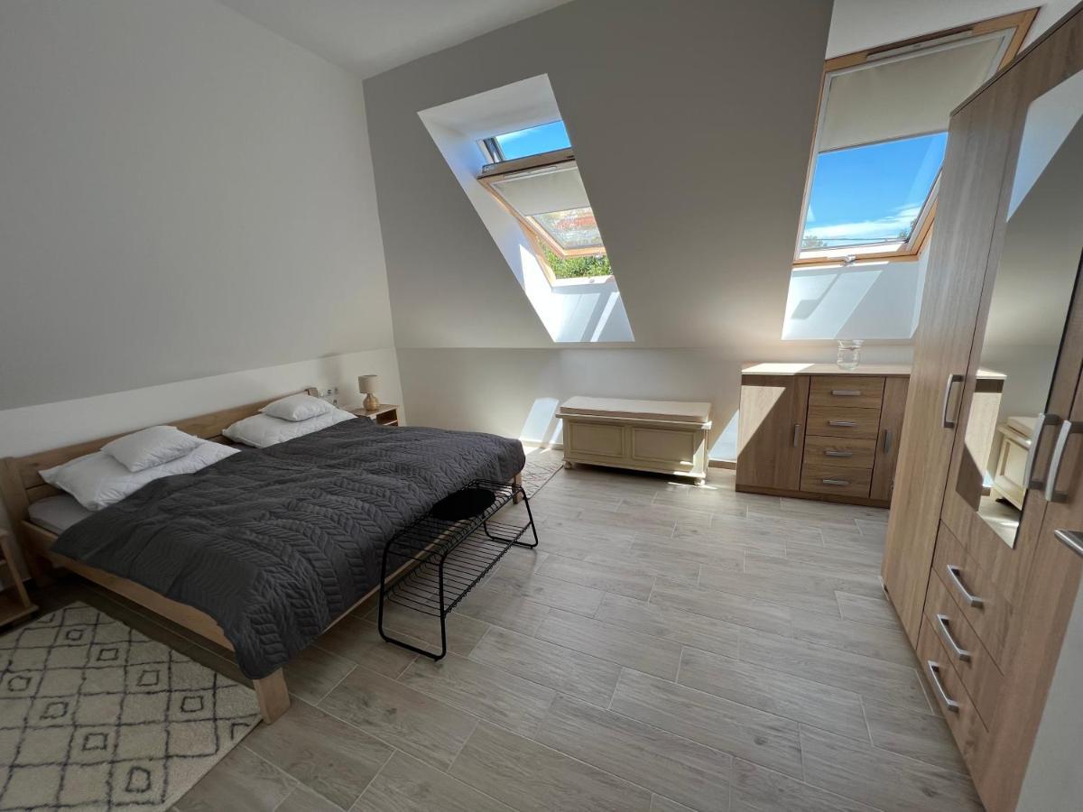 Janhaz Apartman Revfueloep Экстерьер фото